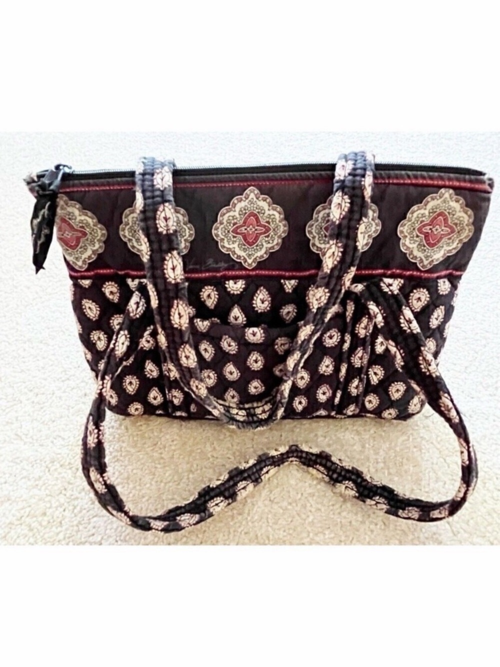 Vera Bradley Pirouette Tote Bag Classic Black Red Paisley Medallion Shoulder